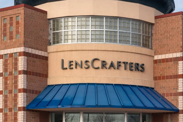 Woodbury Usa Enero 2021 Lenscrafters Retail Retore Exterior Trademark Logo — Foto de Stock