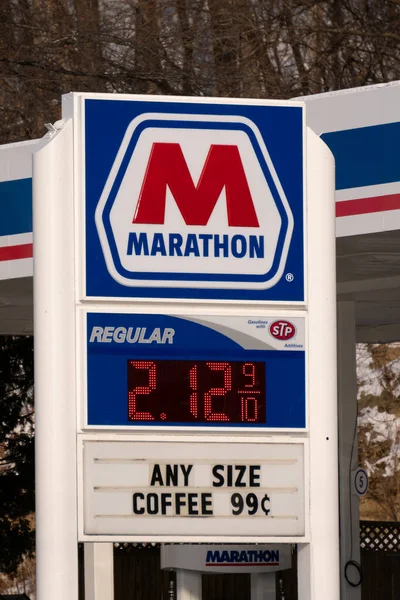 Hudson Usa Enero 2021 Firma Gasolinera Marathon Oil Logotipo Marca — Foto de Stock