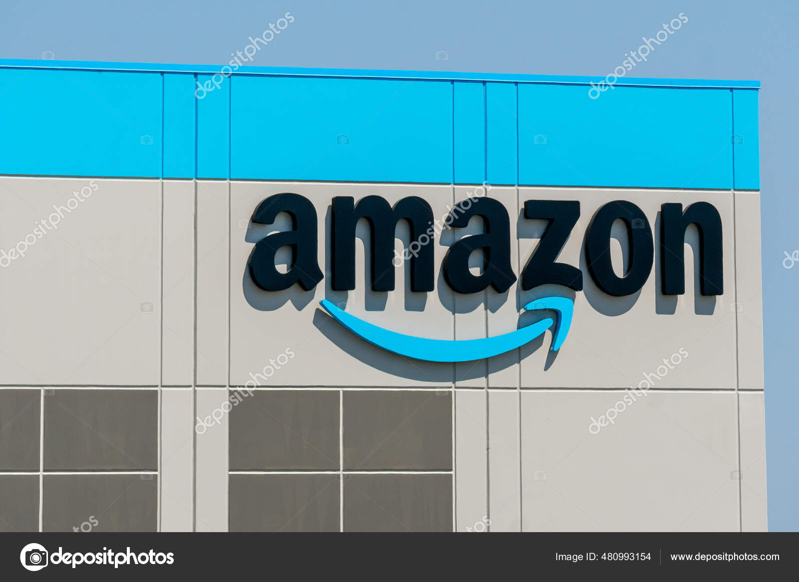 Amazon warehouse Stock Photos, Royalty Free Amazon warehouse Images |  Depositphotos