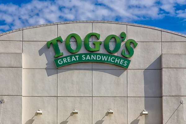Togo van Sandwiches buitenkant — Stockfoto