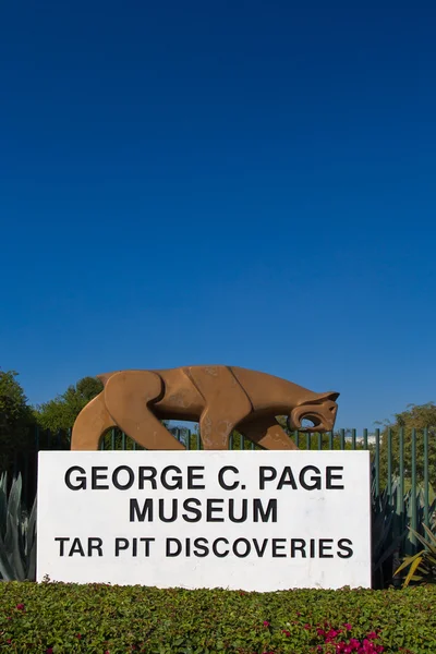 George C. σελίδα Μουσείο στο Le Brea Tar Pits — Φωτογραφία Αρχείου