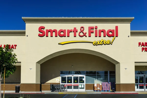 Smart och Final Retail Store exteriör — Stockfoto
