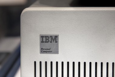 Orijinal IBM kişisel bilgisayar