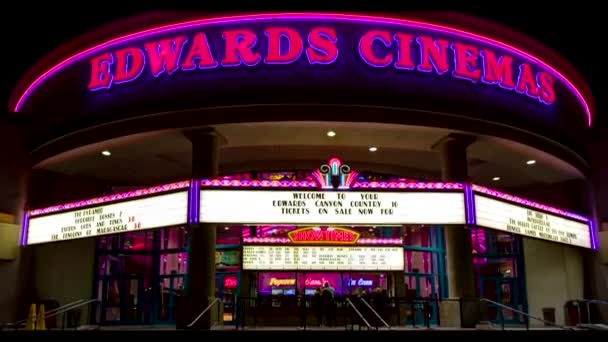 Edwards Cinema Exterior — Vídeos de Stock