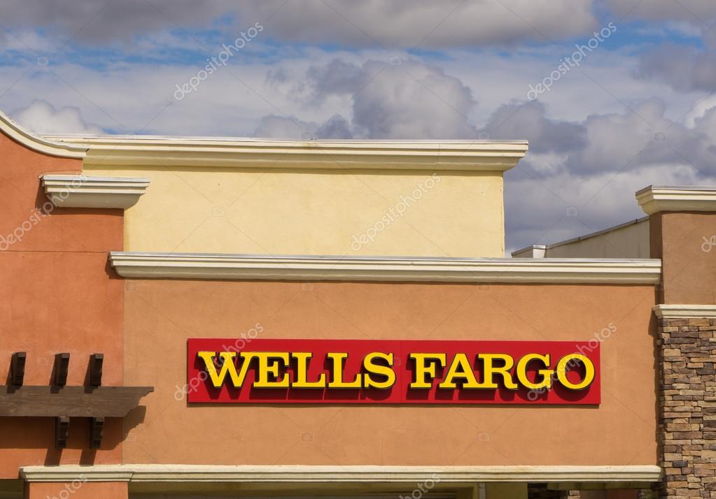 CANYON COUNTRY, CA,USA, MARCH 1, 2015. Wells Fargo bank exterior. Wells Fargo & Company is an American multinational banking and financial services holding company headquartered in San Francisco, California.