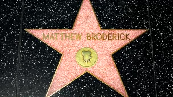 Mathew Бродерік зірка на Голлівудській алеї слави — стокове відео