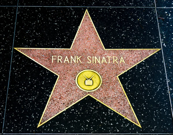 弗兰克 · 辛纳屈明星在好莱坞星光大道上 — 图库照片
