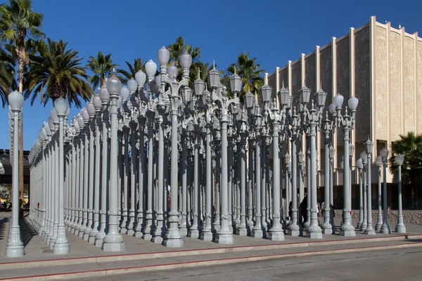 Urban ljus skulptur Los Angeles County Museum of Art — Stockfoto