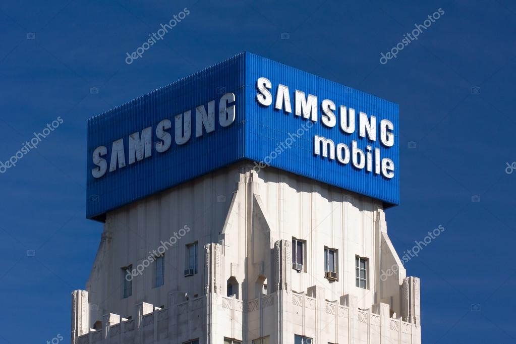 LOS ANGELES, CA,USA, NOVEMBER 29, 2014.  Samsung Mobile advertisement and logo. Samsung is a South Korean multinational conglomerate company.
