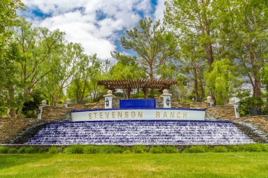Landmark Stevenson Ranch şelale