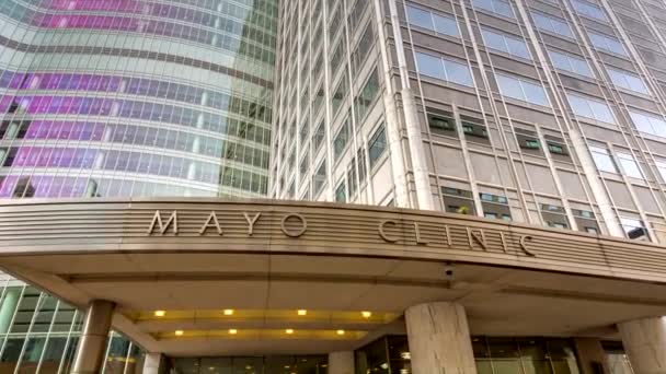 Mayo Clinic vchod a znamení — Stock video