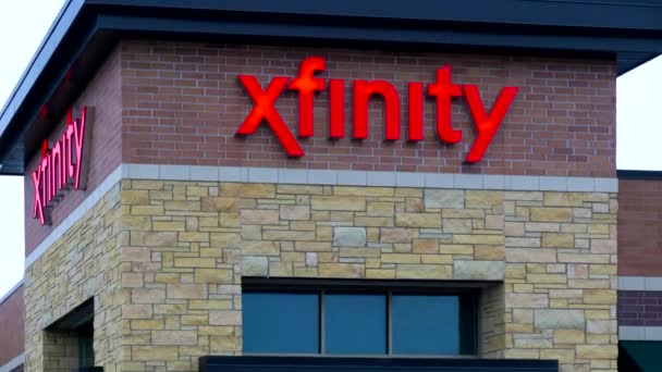 Xfinity butik exteriör och tecken — Stockvideo