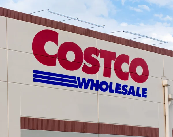 Costco loja por atacado exterior — Fotografia de Stock