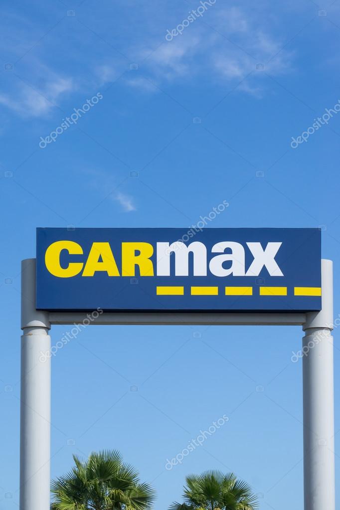LOS ANGELES, CA,USA,  JULY 11, 2015. Carmax dealership sign and logo. CarMax is the United States largest used-car retailer and a Fortune 500 company.