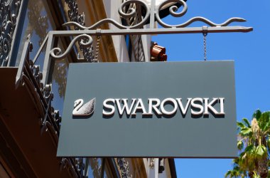 Swarovski mağaza ve işareti
