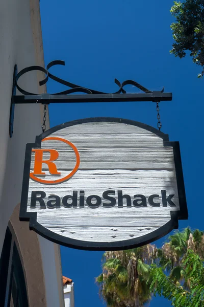 RadioShack winkel en teken — Stockfoto