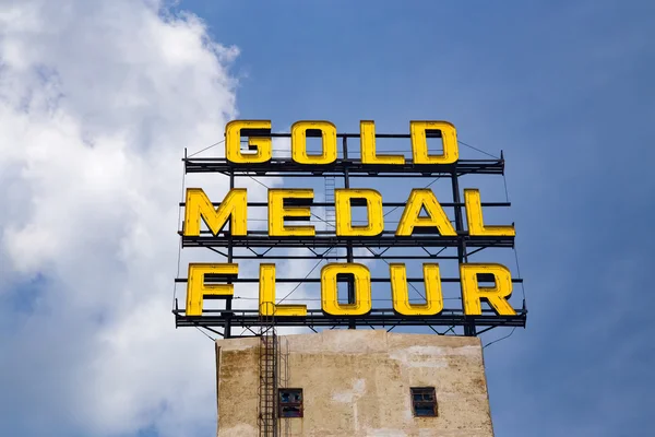 The Gold Medal Flour Sign — Stock Photo, Image