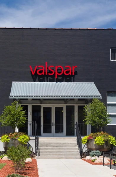 Здание головного офиса Valspar — стоковое фото