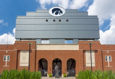 Kinnick Stadyumu