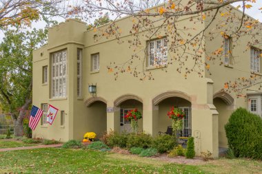 Lexington, VA, ABD, 26 Ekim 2025: Kappa Kappa Gamma Kız Öğrenci Evi Virginia Askeri Enstitüsü Kampüsü.