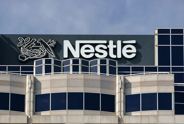 Nestle hoofdkwartier gebouw — Stockfoto