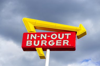 Dış Cephe-n-out burger işareti