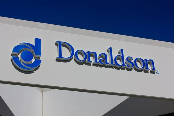 Donaldson bedrijf buitenkant en Logo — Stockfoto