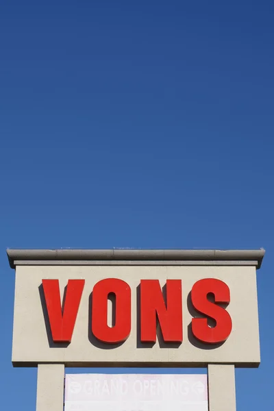 Vons Grocery Store Sinal e logotipo . — Fotografia de Stock