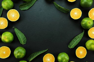 Taze organik yeşil kireç meyveleri