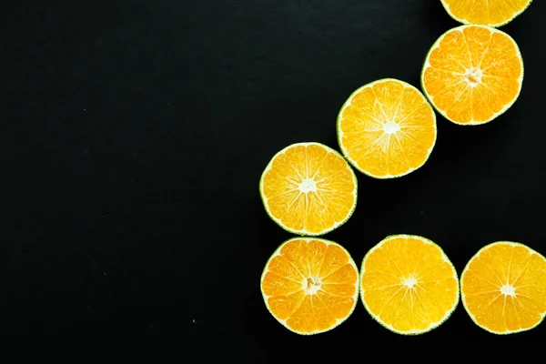 Taze organik yeşil kireç meyveleri