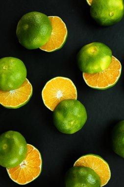 Taze organik yeşil kireç meyveleri