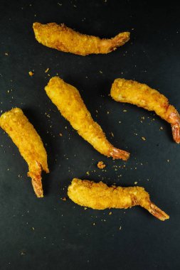 Çeşitli suşi çeşitleri, yakın çekim görüntüsü.