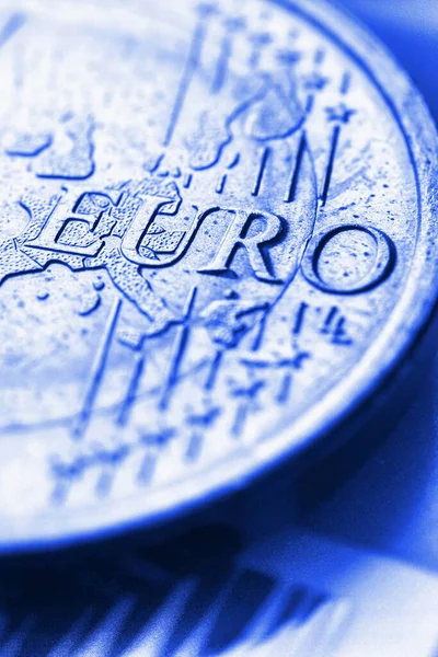 Fragment Dintr Monedă Euro Focalizare Inscripție Numele Monedei Zonei Euro — Fotografie, imagine de stoc