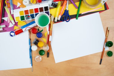 Sanat çalışma alanı yaratıcı aksesuarları, sanat resim ve çizim araçları ile