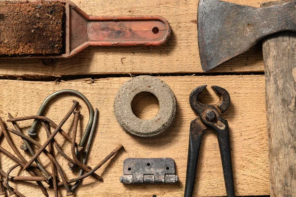 Viejas Herramientas Domésticas Vintage Bodegón Sobre Fondo Madera Concepto Bricolaje —  Fotos de Stock