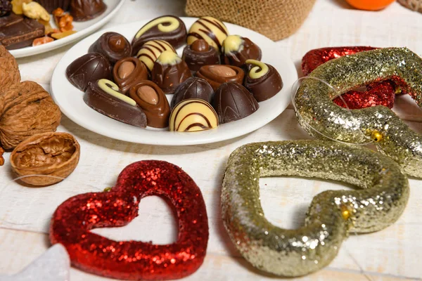 Słodkie Tło Żywności Boże Narodzenie Lub Świąteczne Dekoracje Czekoladowe Cukierki — Zdjęcie stockowe