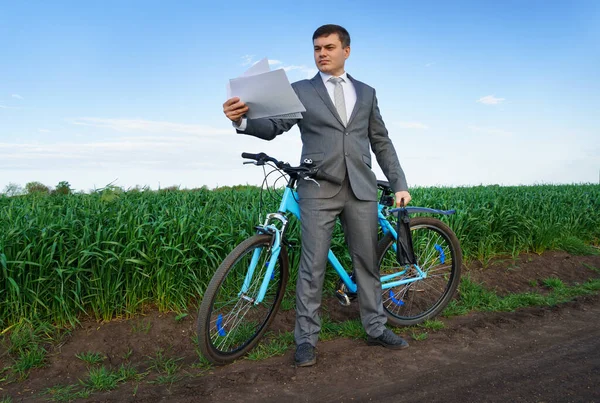 Businessman Bicycle Works Documents Green Grass Field Business Concept Freedom — Stock Photo, Image