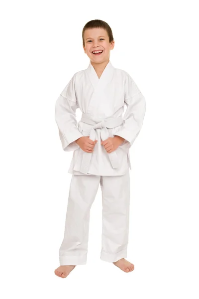 Junge im weißen Kimono posiert — Stockfoto