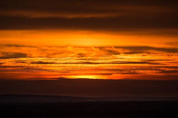 Dramatische zonsondergang foto — Stockfoto