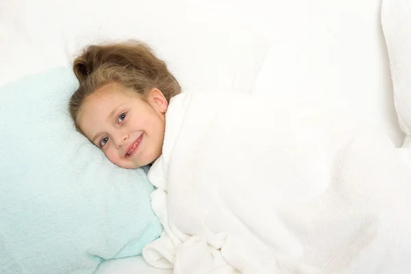 Little girl in bed — Stock Photo, Image