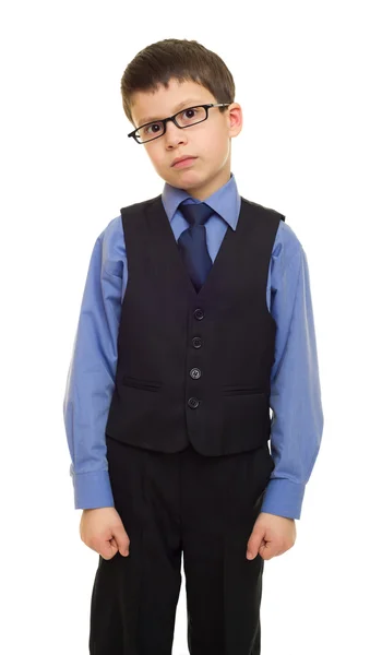 Мальчик в костюме — стоковое фото