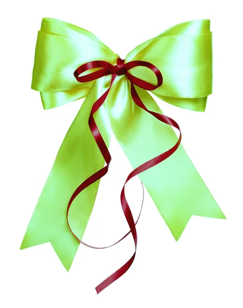 用红丝带由丝绸制成的绿色弓 — 图库照片