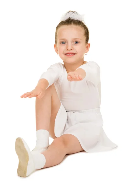 Flicka i vit balklänning — Stockfoto
