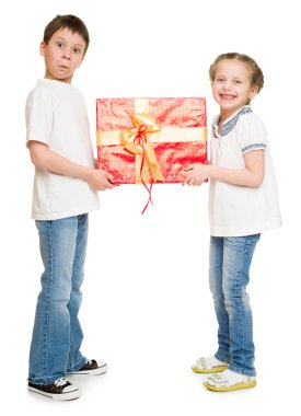 erkek ve kız hediye kutusu