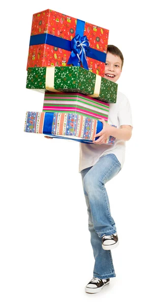 Αγόρι με κουτιά δώρων — Φωτογραφία Αρχείου