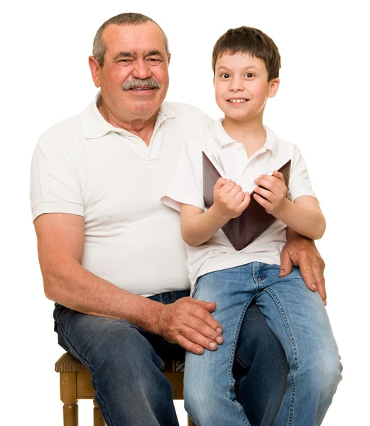Retrato de abuelo y nietos — Foto de Stock