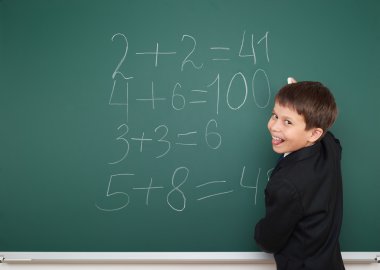 Okul çocuk çözmek matematik okul yönetimi konusunda 