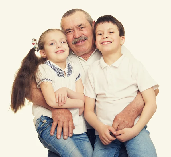 Retrato de abuelo y nietos —  Fotos de Stock