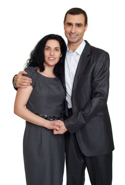 Mutlu çift portre Studio klasik kıyafetler giymiş