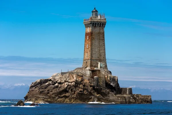 Faro en mar abierto — Foto de Stock